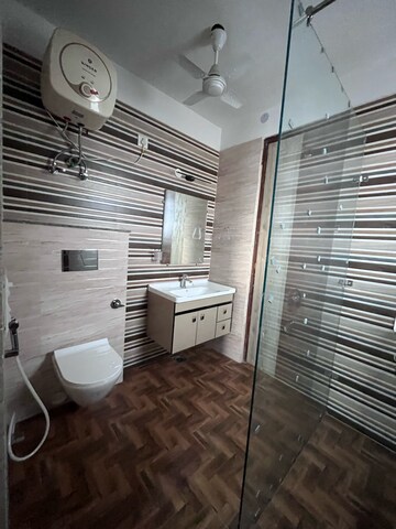 Bathroom in 4 BHK Builder Floor at Ansal Sushant Lok I, Sector 43 – for Rent