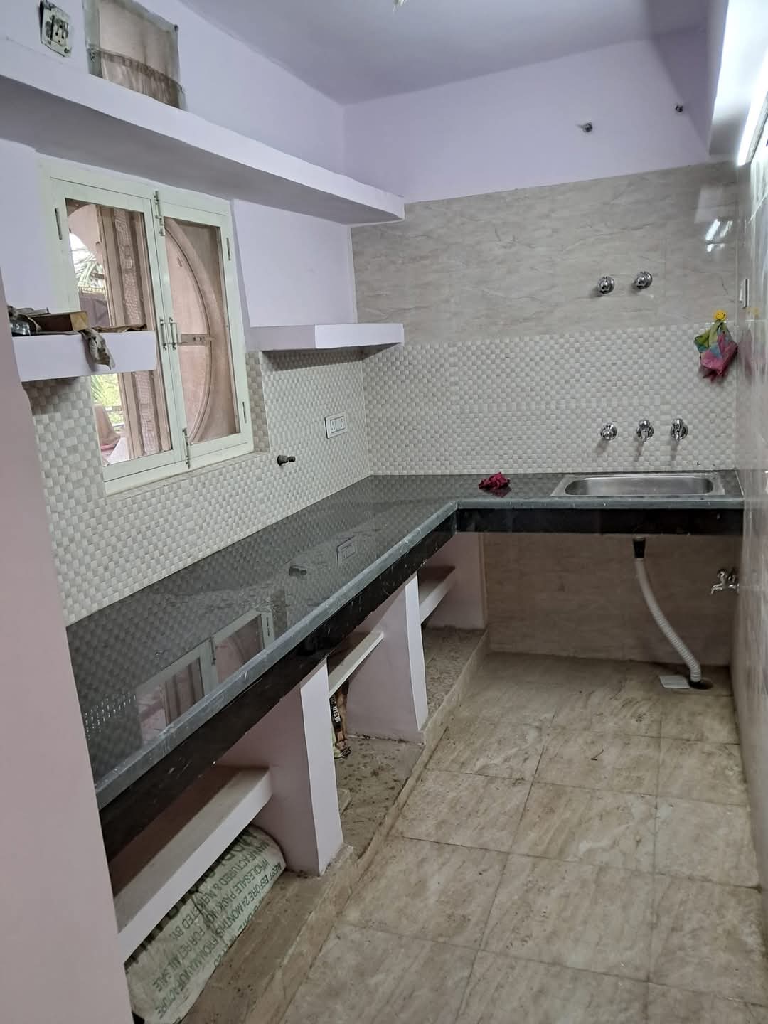3 BHK + Servant Room Apartment For Sale in Saraswati Apartment