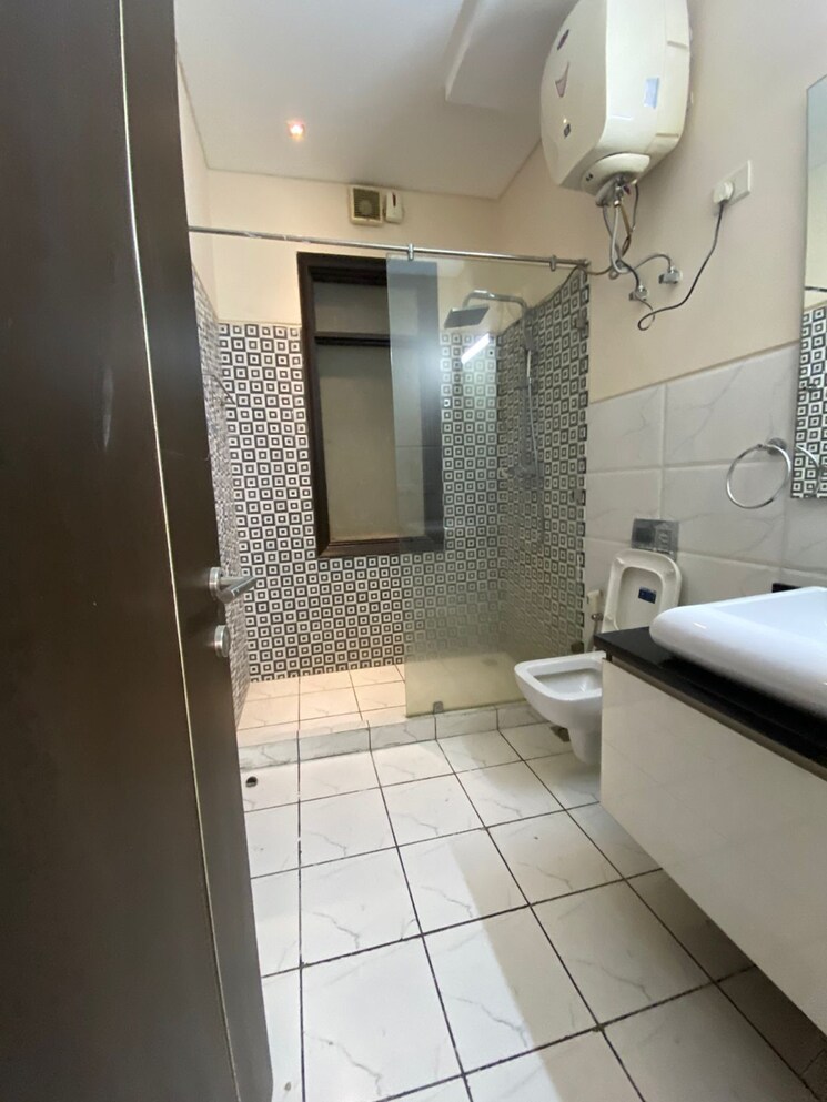 Kitchen, ansal-sushant-lok-i 3 Bedroom 2754 Sq.Ft. Builder Floor In Sector 43 Gurgaon 8429001