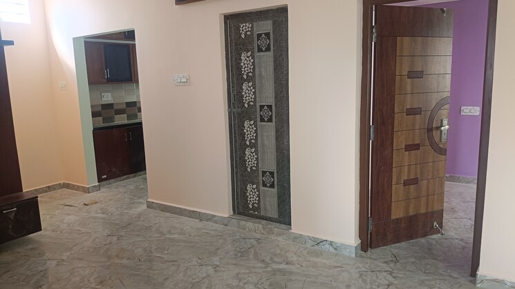 Room, bathlapalli 3 Bedroom 1000 Sq.Ft. Independent House In Bathlapalli Hosur 8429016