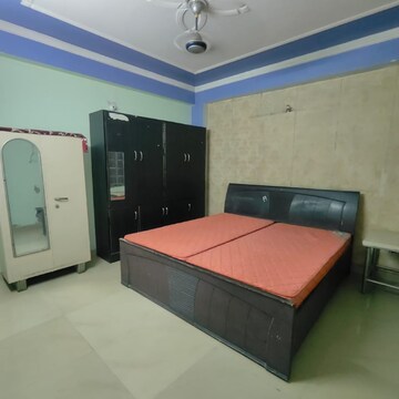 Bedroom in 3 BHK Builder Floor at Saket – for Rent