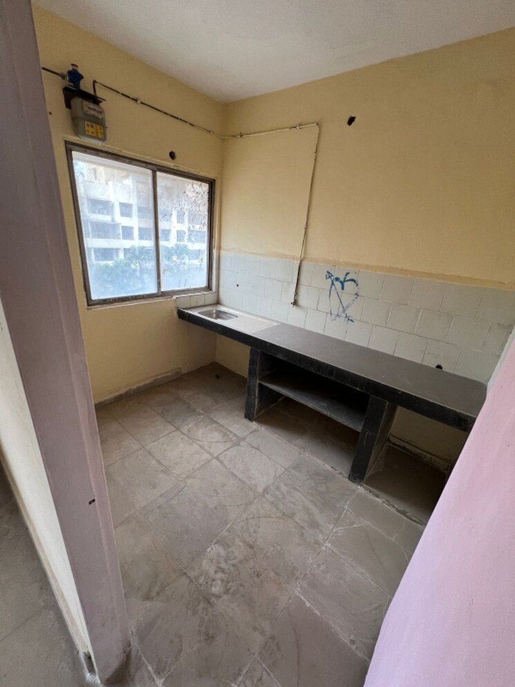 Kitchen, cbd belapur sector 15 3 Bedroom 1500 Sq.Ft. Apartment In Cbd Belapur Sector 15 Navi Mumbai 8429042