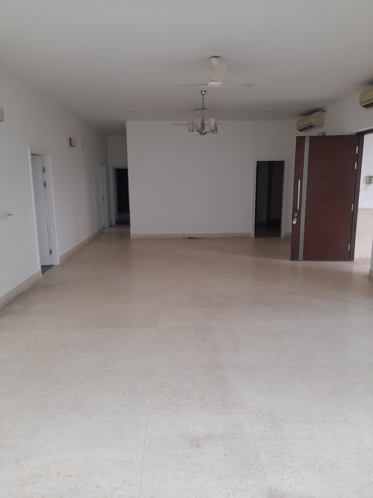 undefined, emaar-mgf-the-palm-drive-studios 3 Bedroom 2200 Sq.Ft. Apartment In Sector 66 Gurgaon 8429055