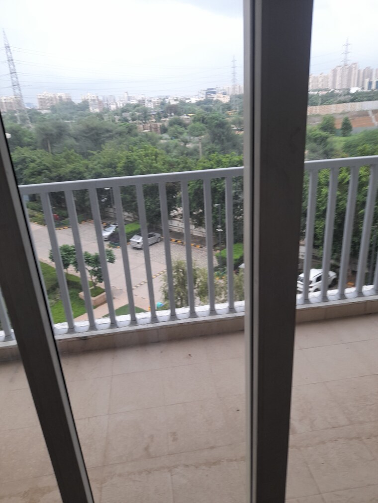 Balcony, emaar-mgf-the-palm-drive-studios 3 Bedroom 2200 Sq.Ft. Apartment In Sector 66 Gurgaon 8429055