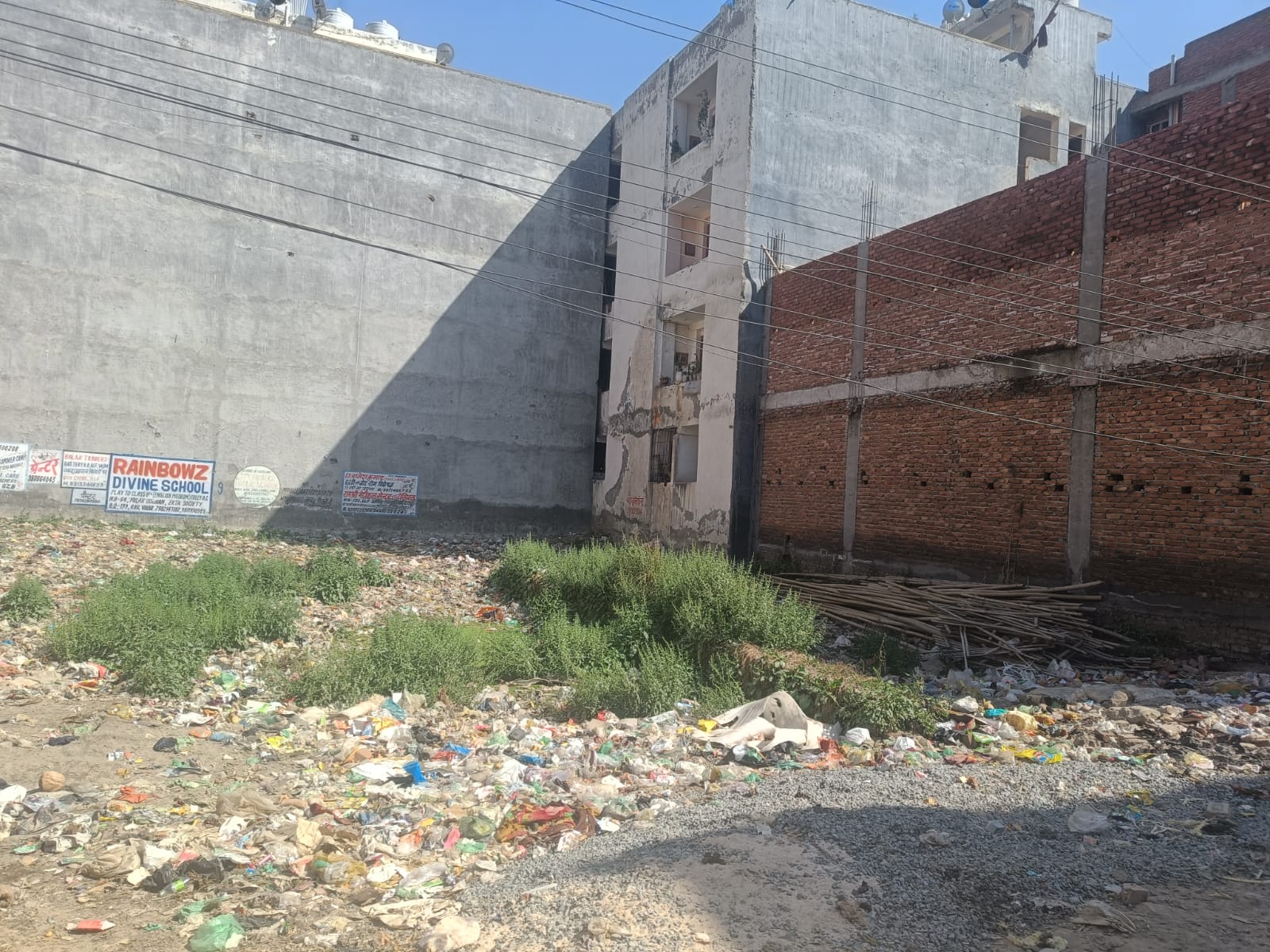 Plot For Sale in Khurja Char Number Bijali