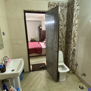 Bathroom in 4 BHK Builder Floor at Saket – for Rent