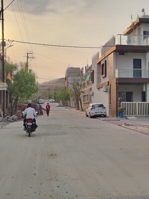  Plot – Exterior View View at Ujjain Road - for Sale