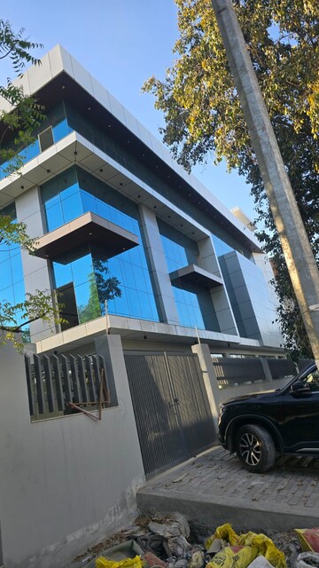 Office Space – Exterior View View at Sector 64 - for Rent