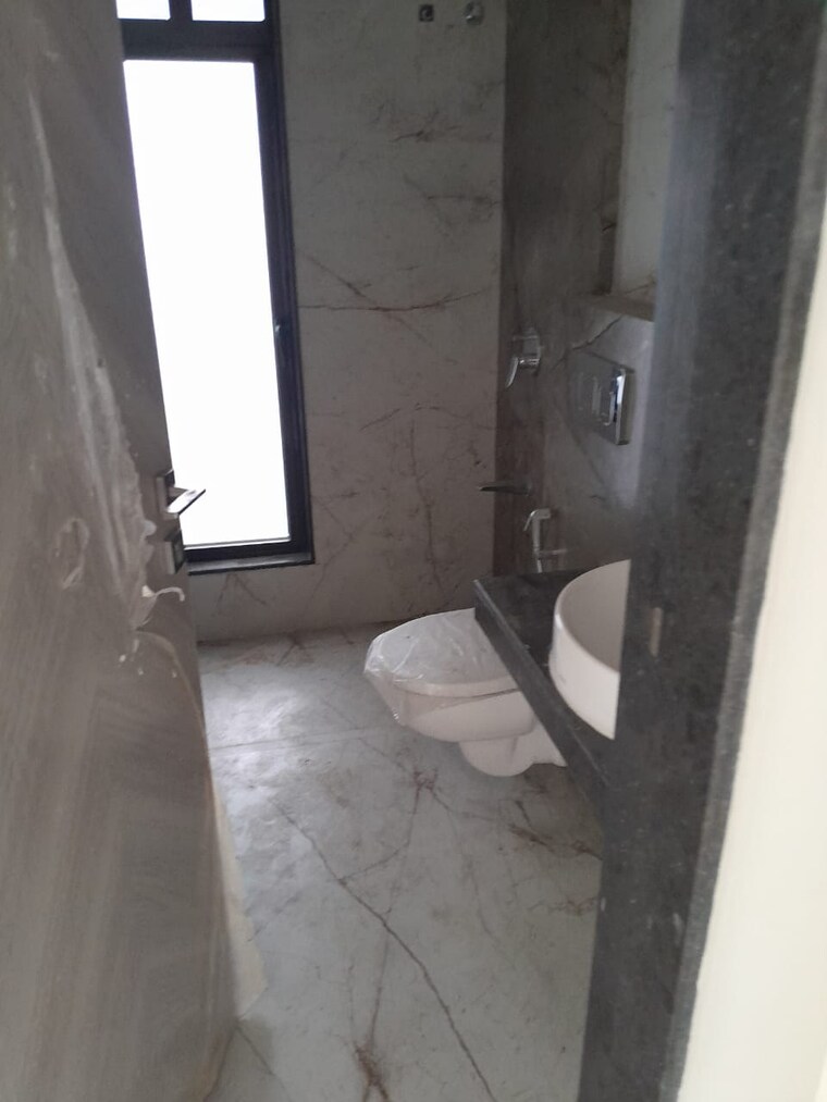 Bathroom, ajmera-manor 2 Bedroom 785 Sq.Ft. Apartment In Borivali West Mumbai 8429184