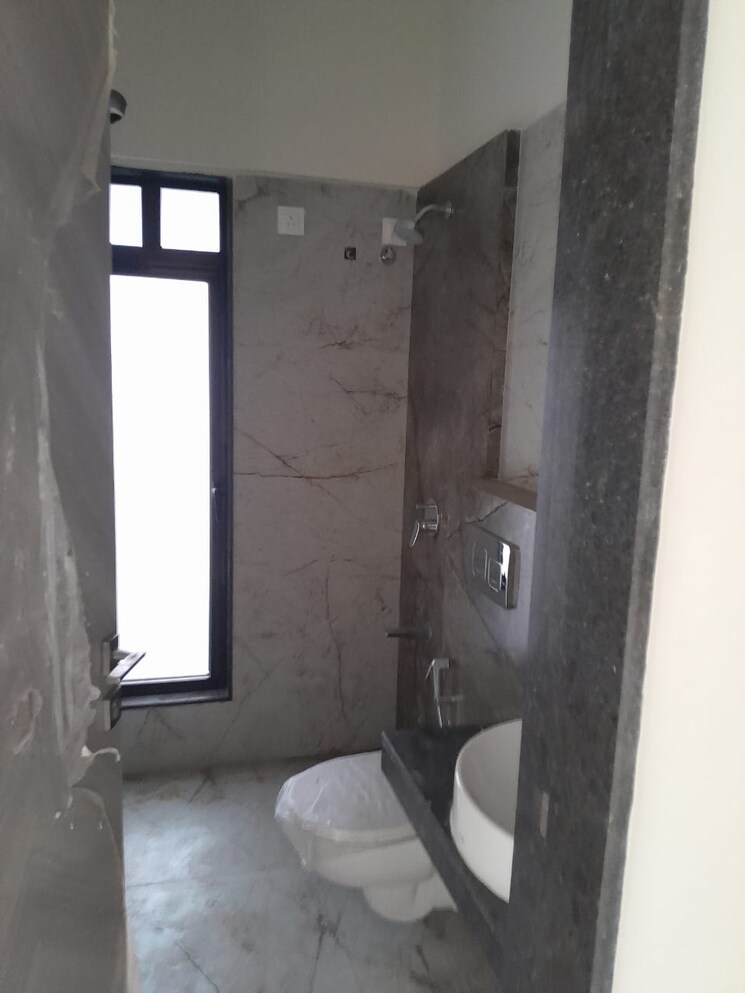 Bathroom, ajmera-manor 2 Bedroom 785 Sq.Ft. Apartment In Borivali West Mumbai 8429184