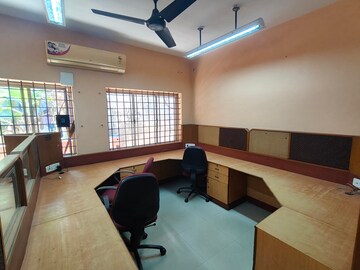 Team Area in  Office Space in IT/SEZ at Vadapalani – for Rent