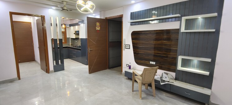  Parking, vipin garden 3 Bedroom 1000 Sq.Ft. Builder Floor In Vipin Garden Delhi 8429237