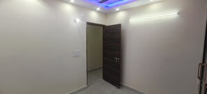 Room in 3 BHK Builder Floor at Dwarka Mor – for Sale