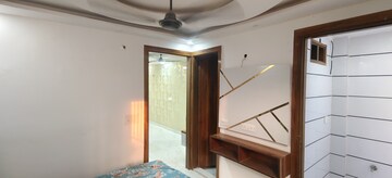 Bedroom in 3 BHK Builder Floor at Dwarka Mor – for Rent