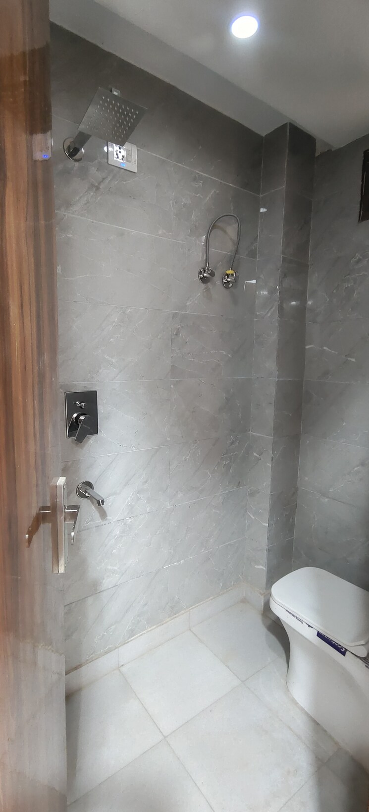 Bathroom, dwarka mor 3 Bedroom 900 Sq.Ft. Builder Floor In Dwarka Mor Delhi 8429250