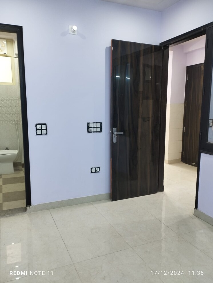 Room, dwarka mor 2 Bedroom 650 Sq.Ft. Builder Floor In Dwarka Mor Delhi 8429268