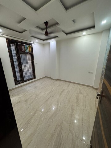 Bedroom in 3 BHK Builder Floor at Dwarka Mor – for Rent