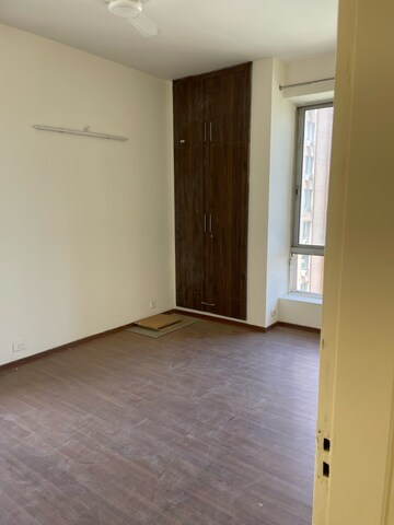 3.5 BHK Apartment For Rent in Pioneer Park Phase 1, Sector 61
