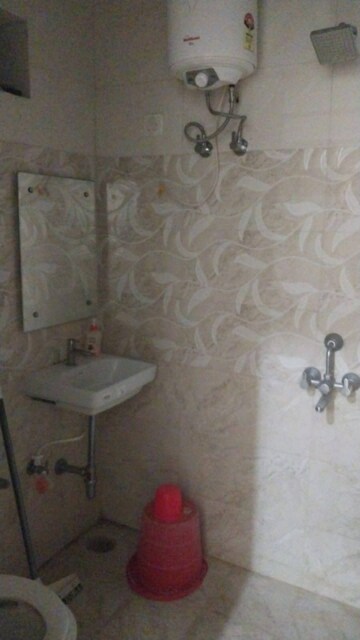 Bathroom in 3 BHK Apartment at Hestia Apartment, Gomti Nagar – for Rent