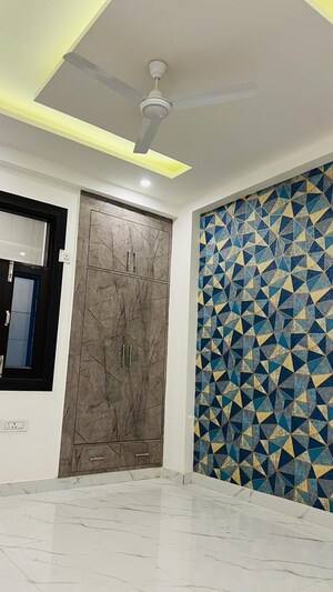 Bedroom in 3 BHK Builder Floor at Pratap Vihar – for Sale