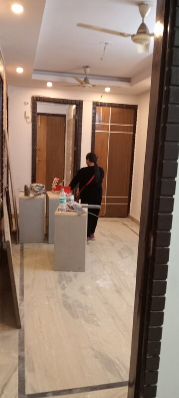 Kitchen in 2 BHK Builder Floor at Govindpuri – for Rent