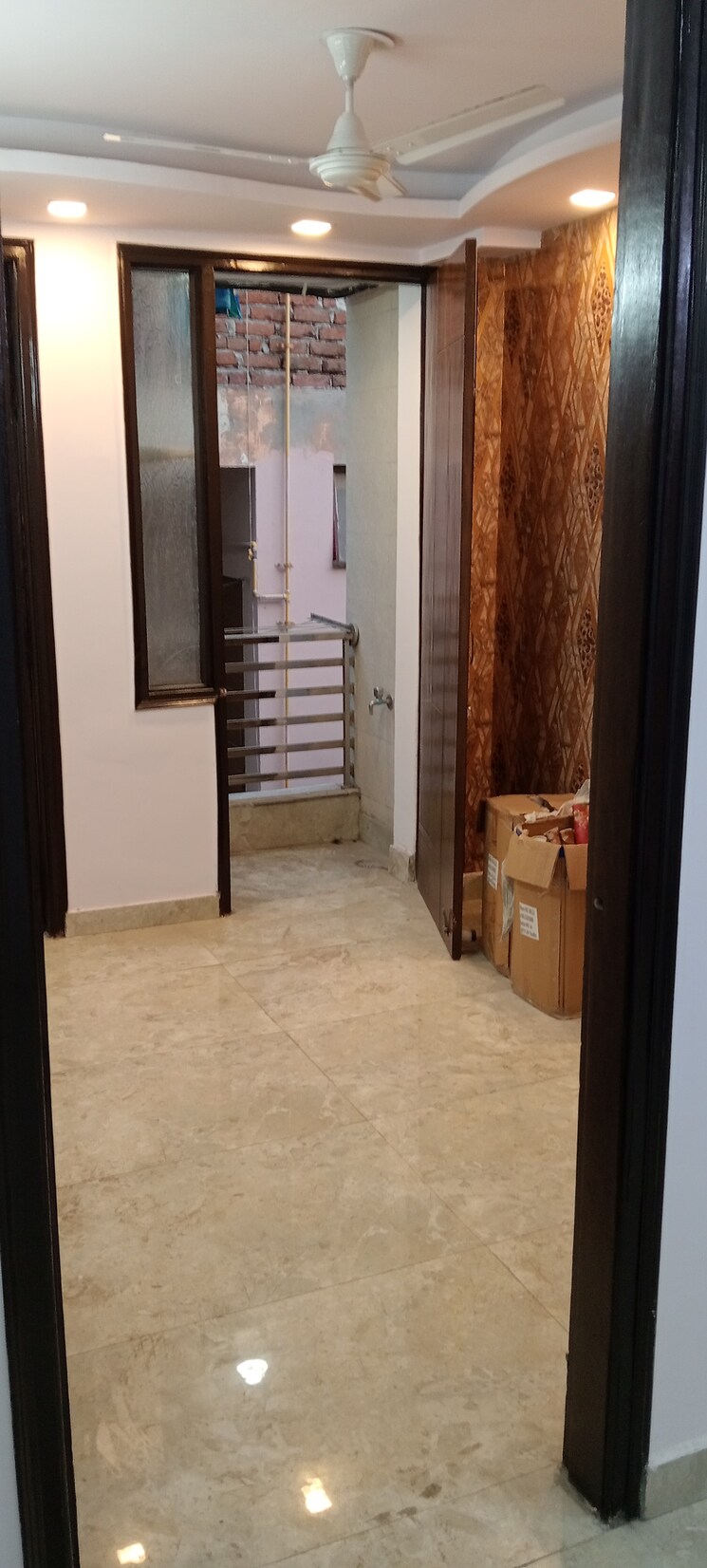 Room, govindpuri 3 Bedroom 900 Sq.Ft. Builder Floor In Govindpuri Delhi 8429342