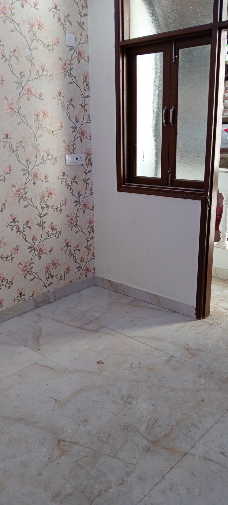 Room, govindpuri 3 Bedroom 910 Sq.Ft. Builder Floor In Govindpuri Delhi 8429354