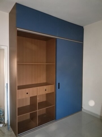 Room in 2 BHK Apartment at Narsingi – for Rent