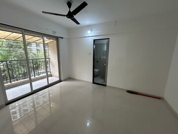 Room in 2 BHK Apartment at Cosmos Jewels Solitaire, Pratha Pushp Society – for Rent