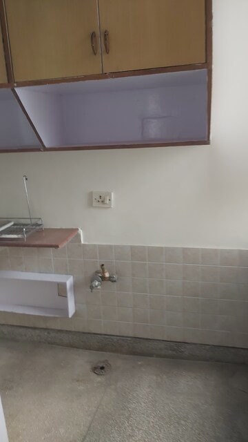 Bathroom in 3.5 BHK Apartment at Mayur Vihar – for Sale