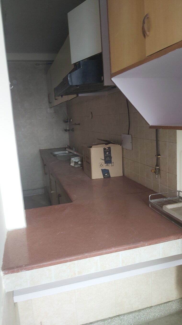 Kitchen, mayur vihar 3.5 Bedroom 1450 Sq.Ft. Apartment In Mayur Vihar Delhi 8429409