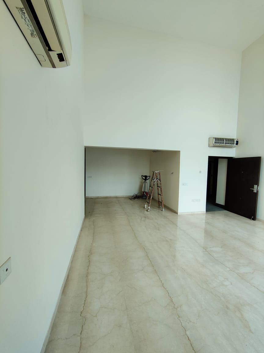 4 BHK + Pooja Room,Servant Room 4250 Sq.Ft. Apartment in Tata Primanti-Executive Floors