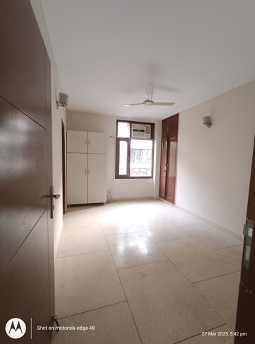 Building Lobby in 2 BHK Builder Floor at Malviya Nagar – for Rent