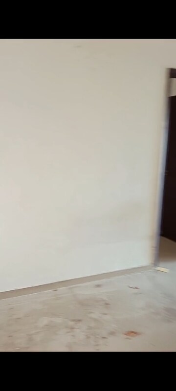 Room in 2 BHK Apartment at Windsor Paradise 2, Raj Nagar Extension – for Sale