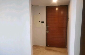 3 BHK Apartment For Rent in Mahagun Mezzaria, Sector 78