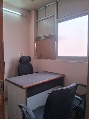 Master Bedroom in 2 BHK Builder Floor at Laxmi Nagar – for Sale