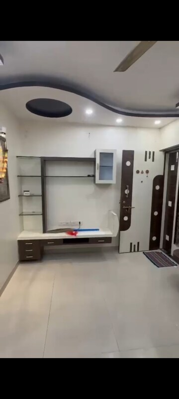 Furnished Amenities in 1 BHK Apartment at Vrindavan CHS Malad, Malad East – for Rent