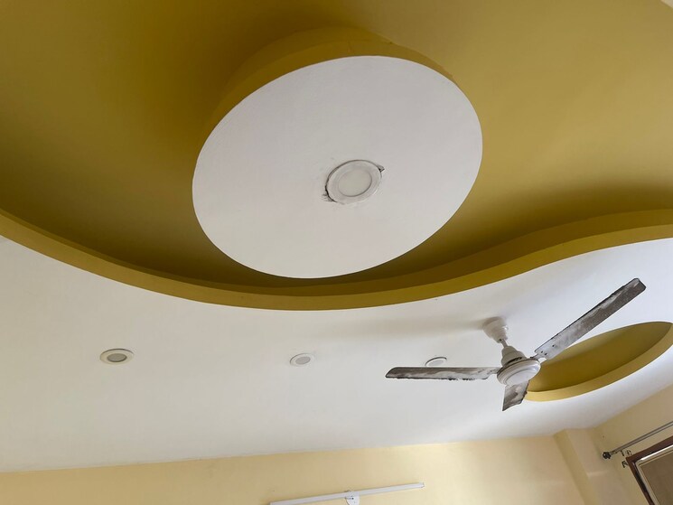 Master Bedroom, housing-board-colony-sector-7 3 Bedroom 1450 Sq.Ft. Builder Floor In Sector 7 Gurgaon 8429567