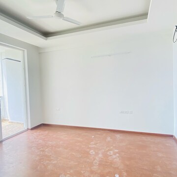 Room in 3 BHK Apartment at Ambika Florence Park, Mullanpur – for Sale