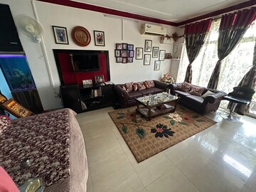Bedroom in 4 BHK Apartment at Chandra Panorama, Sushant Golf City – for Rent