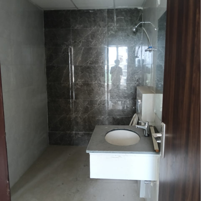 Bathroom, ambika-florence-park 4 Bedroom 2550 Sq.Ft. Apartment In Mullanpur Chandigarh 8429635