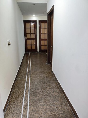 Building Lobby in 3 BHK Builder Floor at Greater Kailash I – for Rent