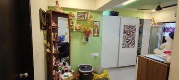 Furnished Amenities in 3 BHK Apartment at Hubtown Hill Crest, Andheri East – for Rent