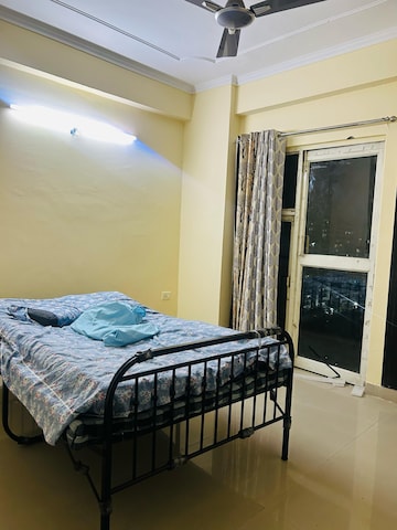 2 BHK Apartment For Rent in Aims Golf City, Sector 75