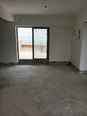 Living Room in 5 BHK Penthouse at Mirchandani Triton, Santacruz West – for Sale