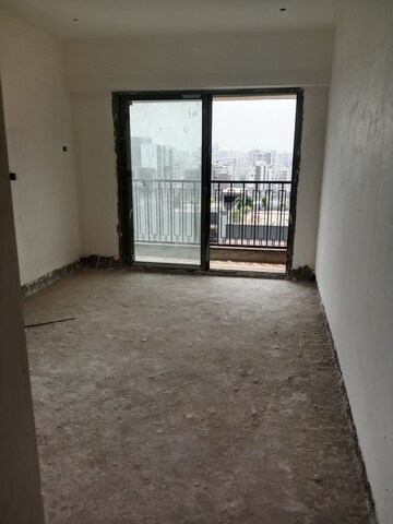 Room in 5 BHK Penthouse at Mirchandani Triton, Santacruz West – for Sale