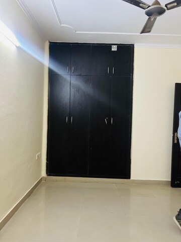 Room in 3 BHK Apartment at Gardenia Gateway, Sector 75 – for Rent