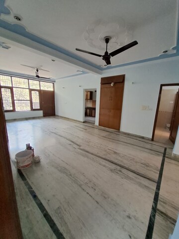 2 BHK Builder Floor For Rent in Sector 46