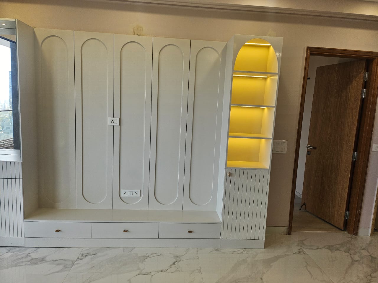 4 BHK + Servant Room 4279 Sq.Ft. Apartment in Pioneer Araya