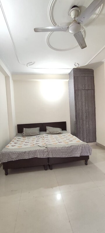 1 RK Apartment For Rent in Saket